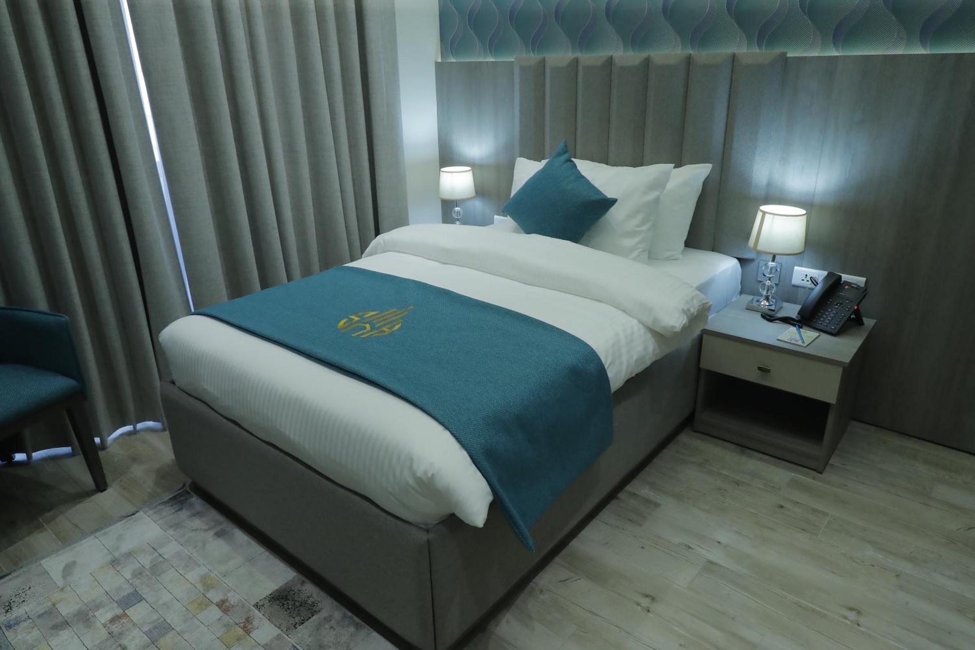 Hotel Soho Midtown Ash Shumaysani Esterno foto