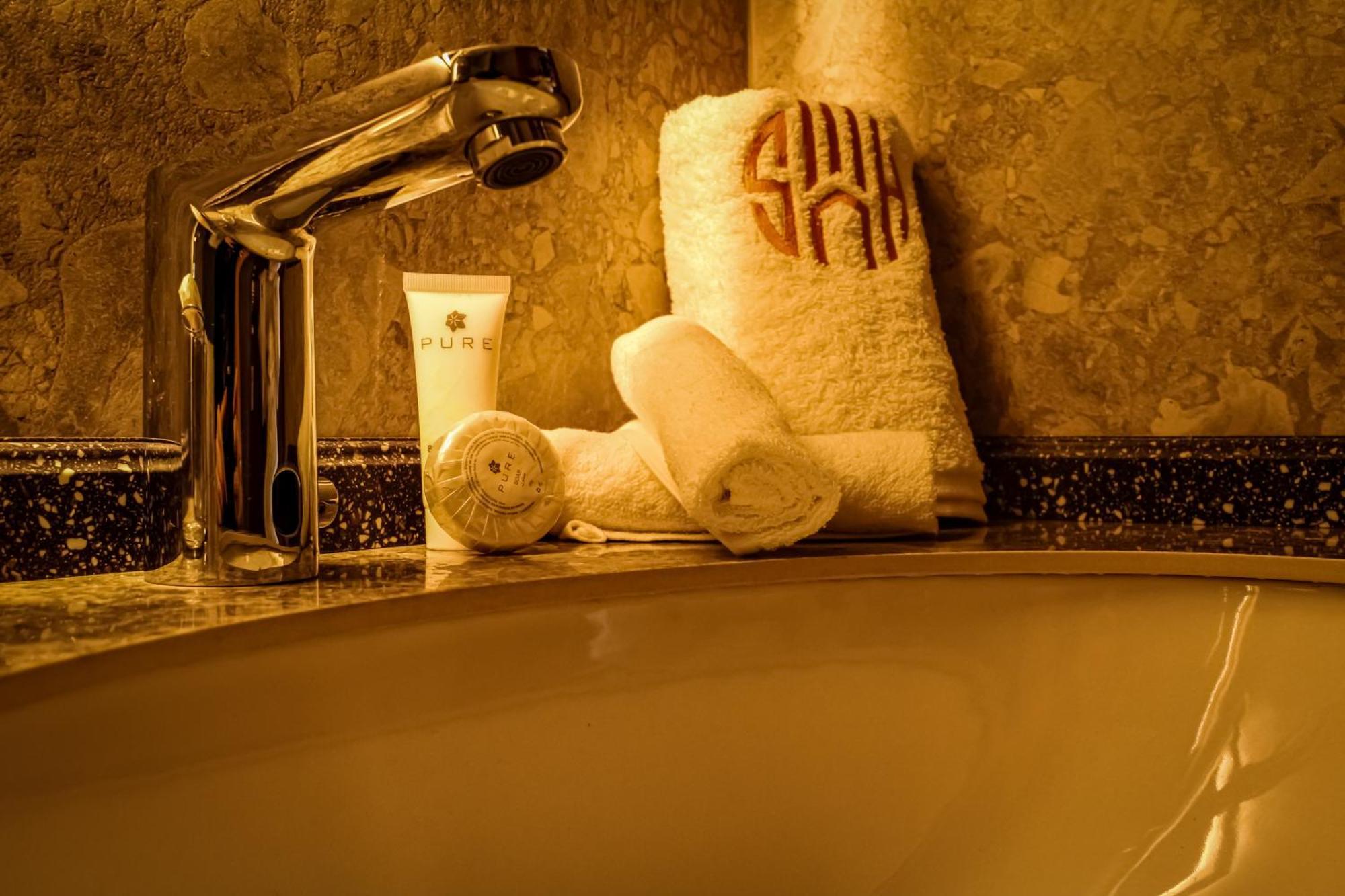 Hotel Soho Midtown Ash Shumaysani Esterno foto
